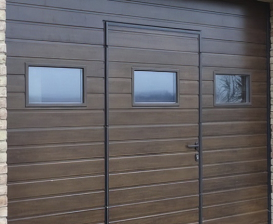 Ворота с окнами в Тихорецке