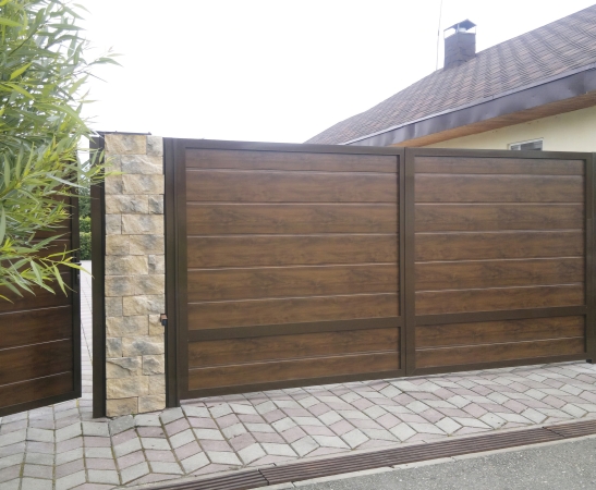 Распашные ворота в Тихорецке