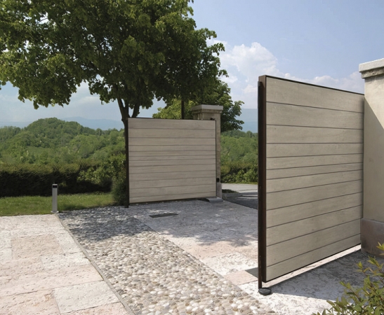 Въездные ворота в Тихорецке